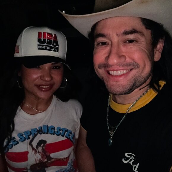 Meet your Poshers, Jackie & Mickey! - Picture 5 of 13